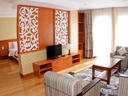 Hoa Binh Rach Gia Resort Ратьзя Экстерьер фото